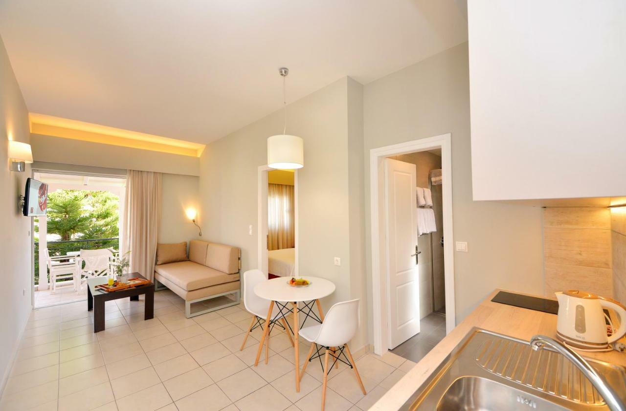 Theoxenia Hotel Apartments Chrani Exteriér fotografie